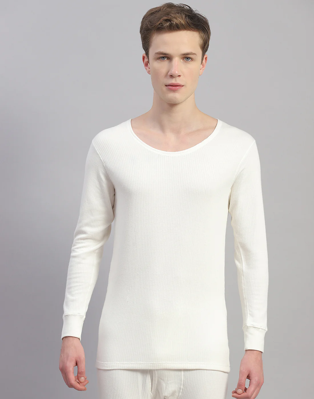 Men Off White Solid Round Neck Full Sleeve Thermal Vest - Image 2