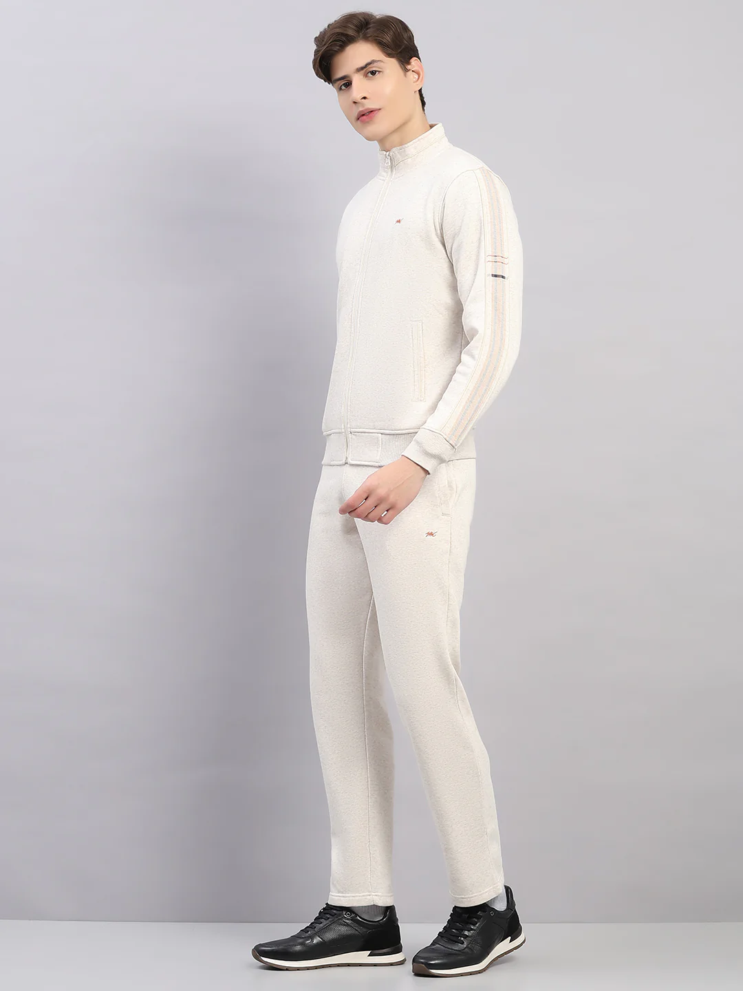 Men Off White Solid Stand Collar Full Sleeve Winter Tracksuit - Image 3