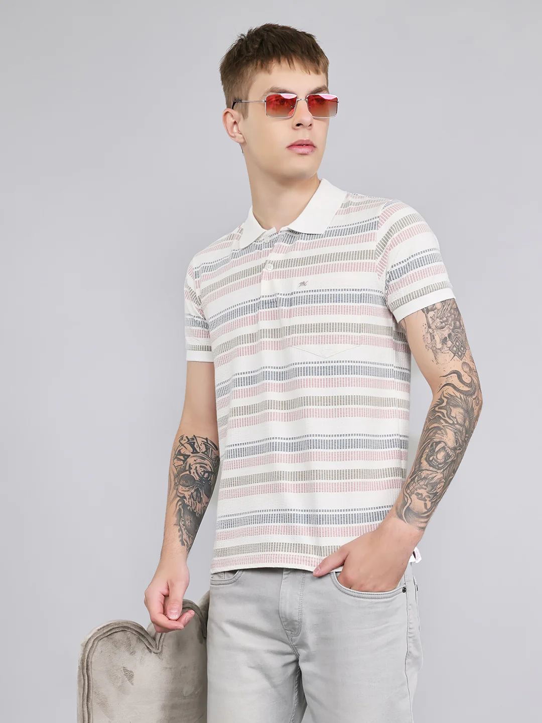 Men Off White Stripe Collar Half Sleeve T-Shirt - Image 6