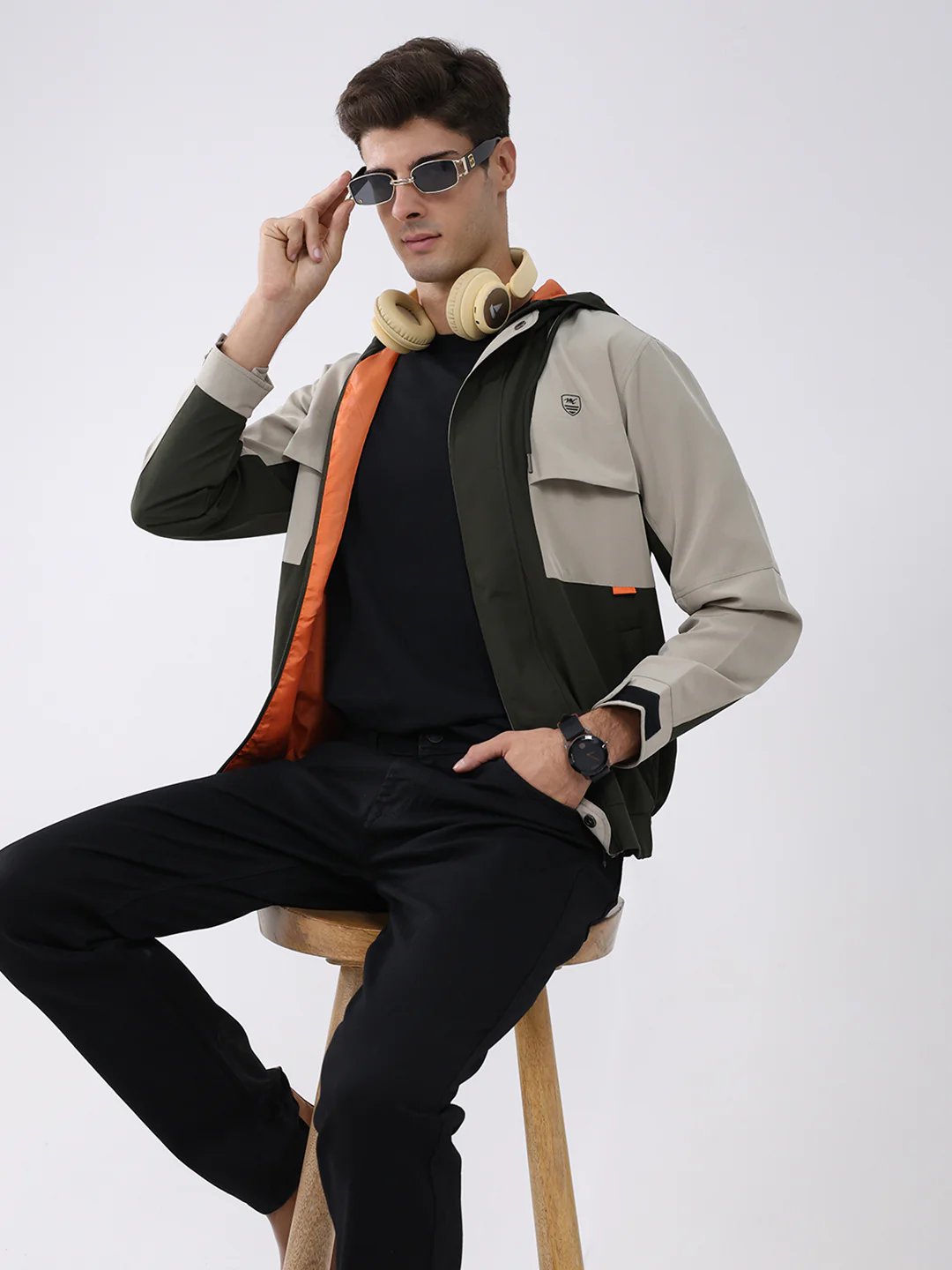 Men Olive Colourblocked Hooded Full Sleeve Jacket - Image 6