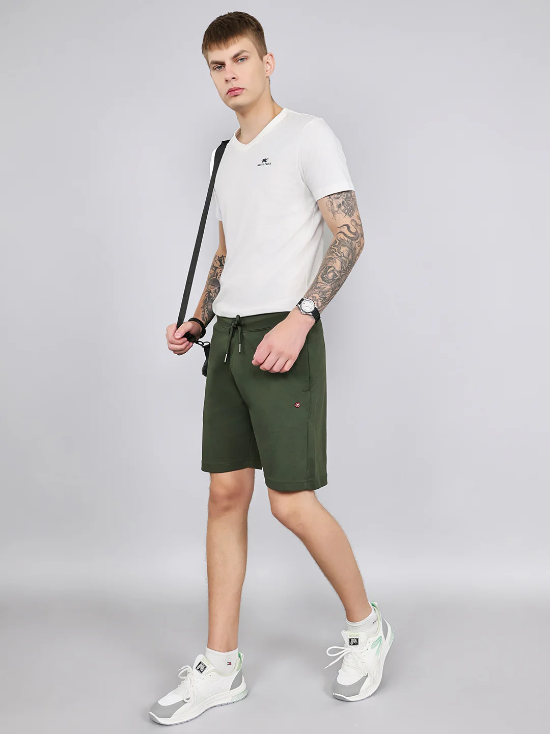Men Olive Plain Regular Fit Bermuda - Image 6