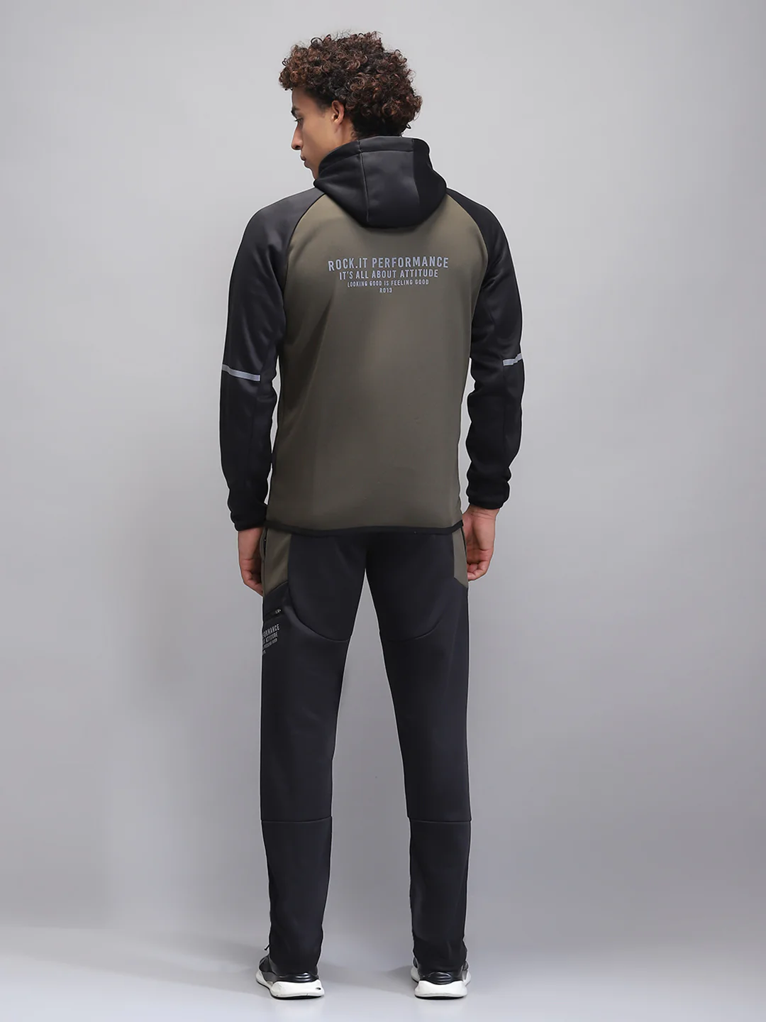 Rock.it Men Olive Printed Hooded Full Sleeve Winter Tracksuit - Image 5
