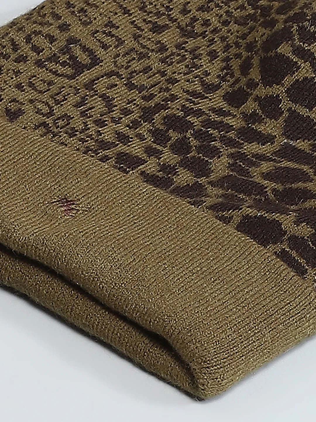 Men Olive Self Design Cap - Image 7
