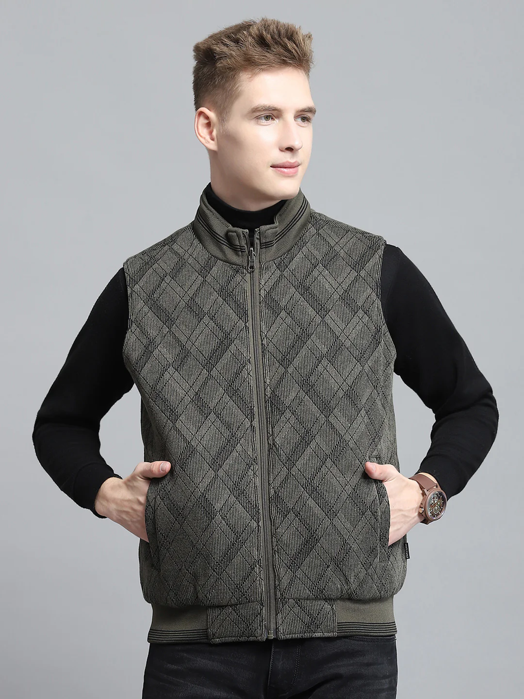 Men Olive Self Design Mock Neck Sleeveless Reversible Jacket - Image 7