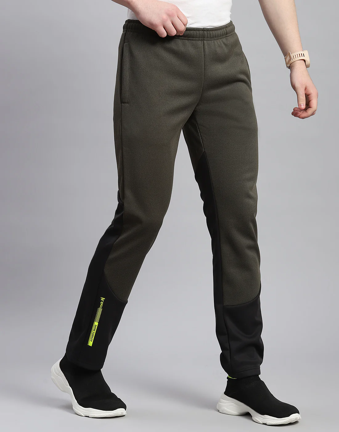 Rock.it Men Olive Self Design Regular Fit Winter Lower - Image 4