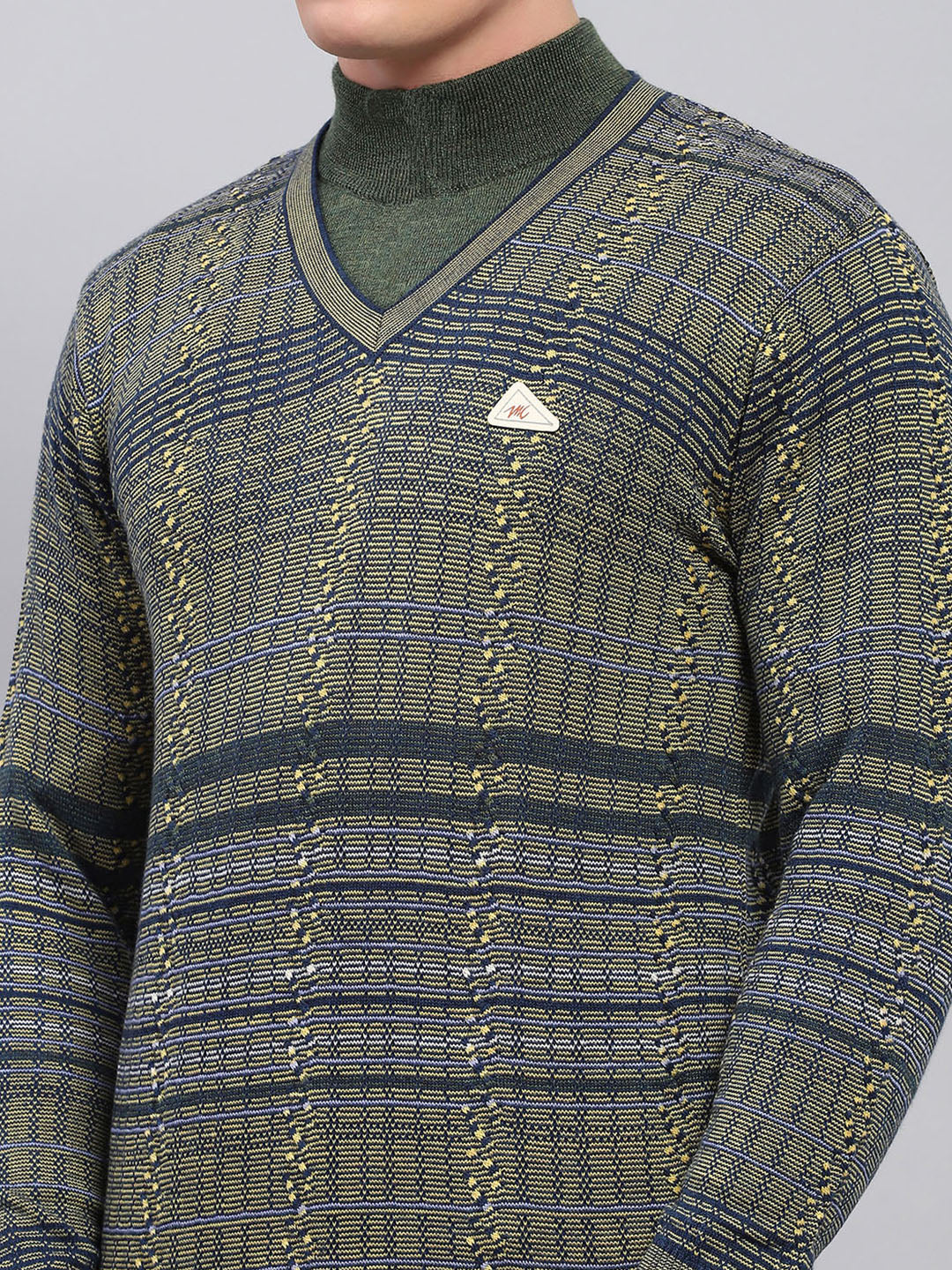 Men Olive Self Design V Neck Full Sleeve Pullover - Image 6