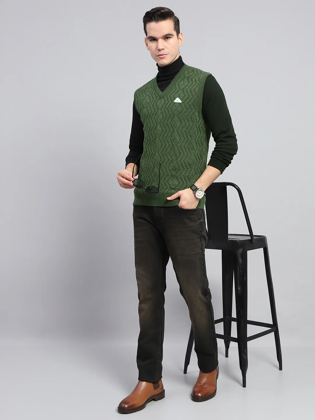 Men Olive Self Design V Neck Sleeveless Sweater - Image 2