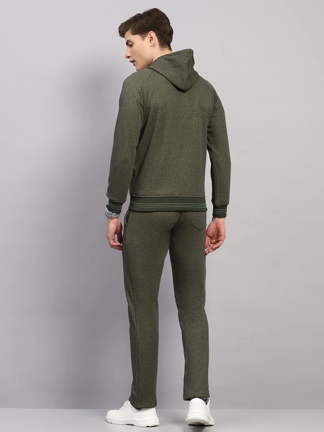 Men Olive Solid Collar Full Sleeve Winter Tracksuit - Image 5