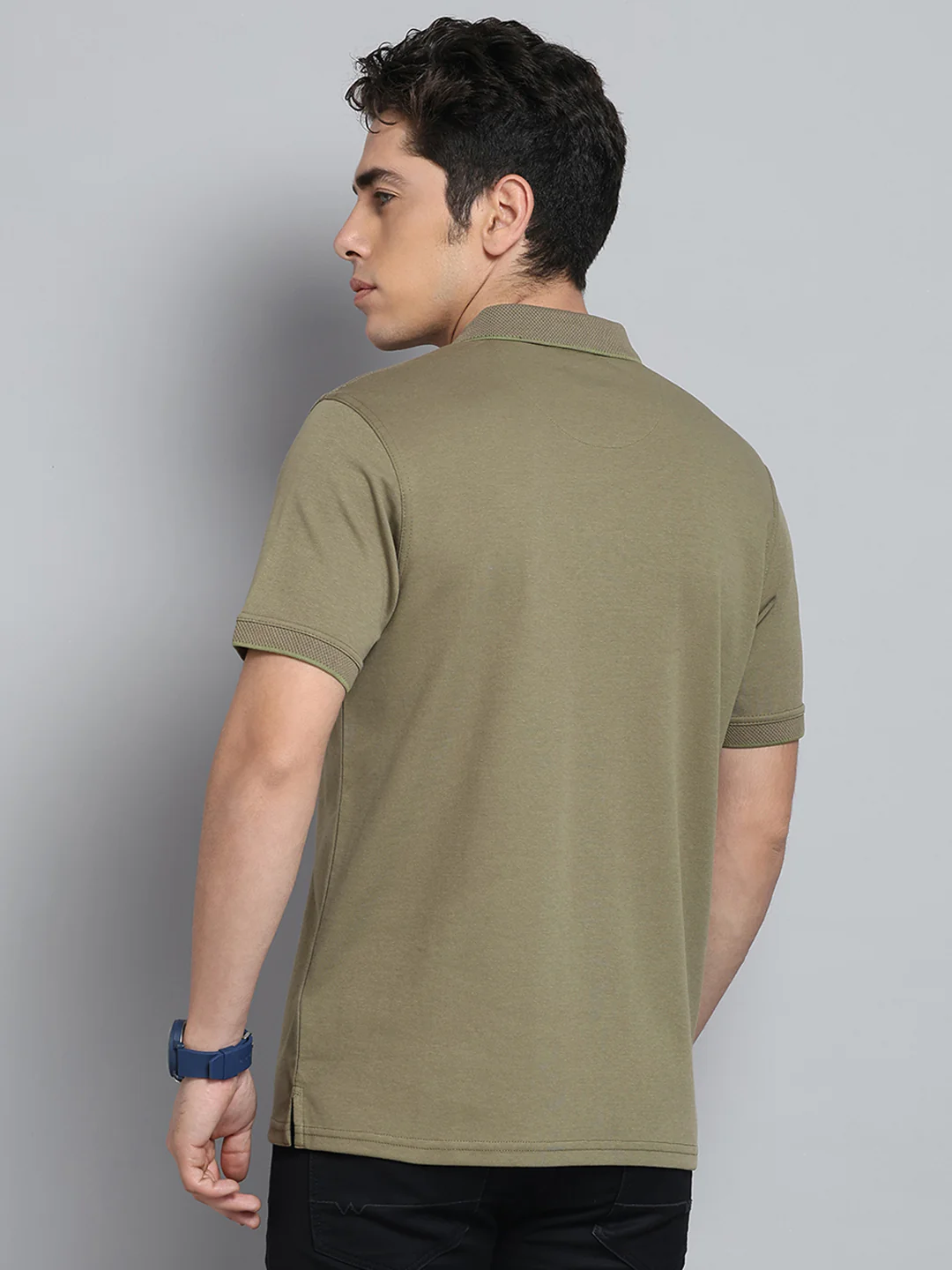 Men Olive Solid Collar Half Sleeve T-Shirt - Image 5