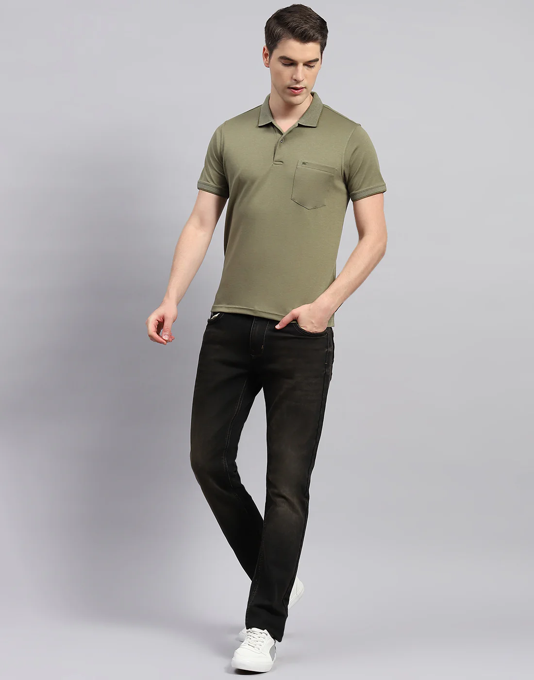 Men Olive Solid Collar Neck Half Sleeve T-Shirt - Image 2