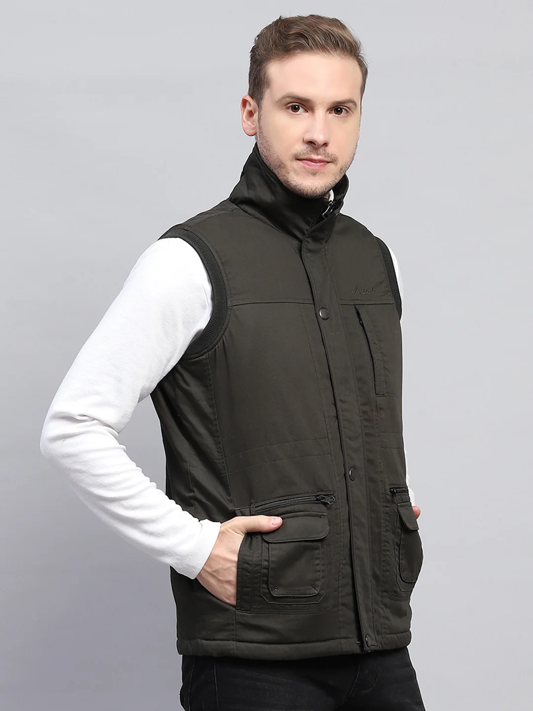 Men Olive Solid Collar Sleeveless Jacket - Image 4