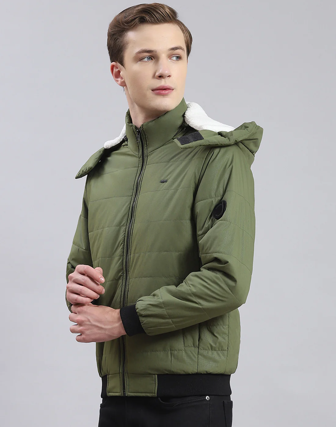 Men Olive Solid Hooded Full Sleeve Jacket
