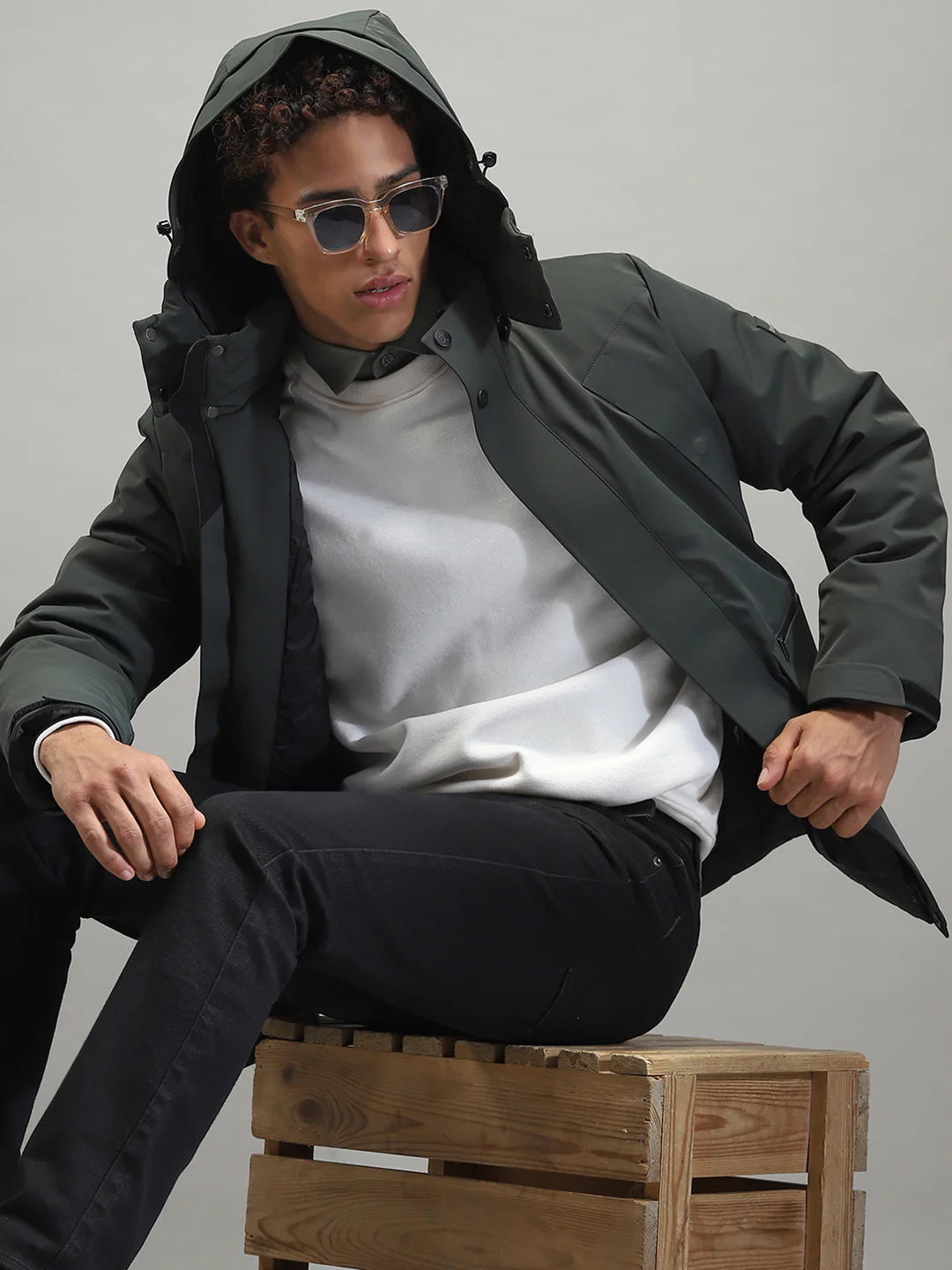 Men Olive Solid Hooded Full Sleeve Jacket - Image 7