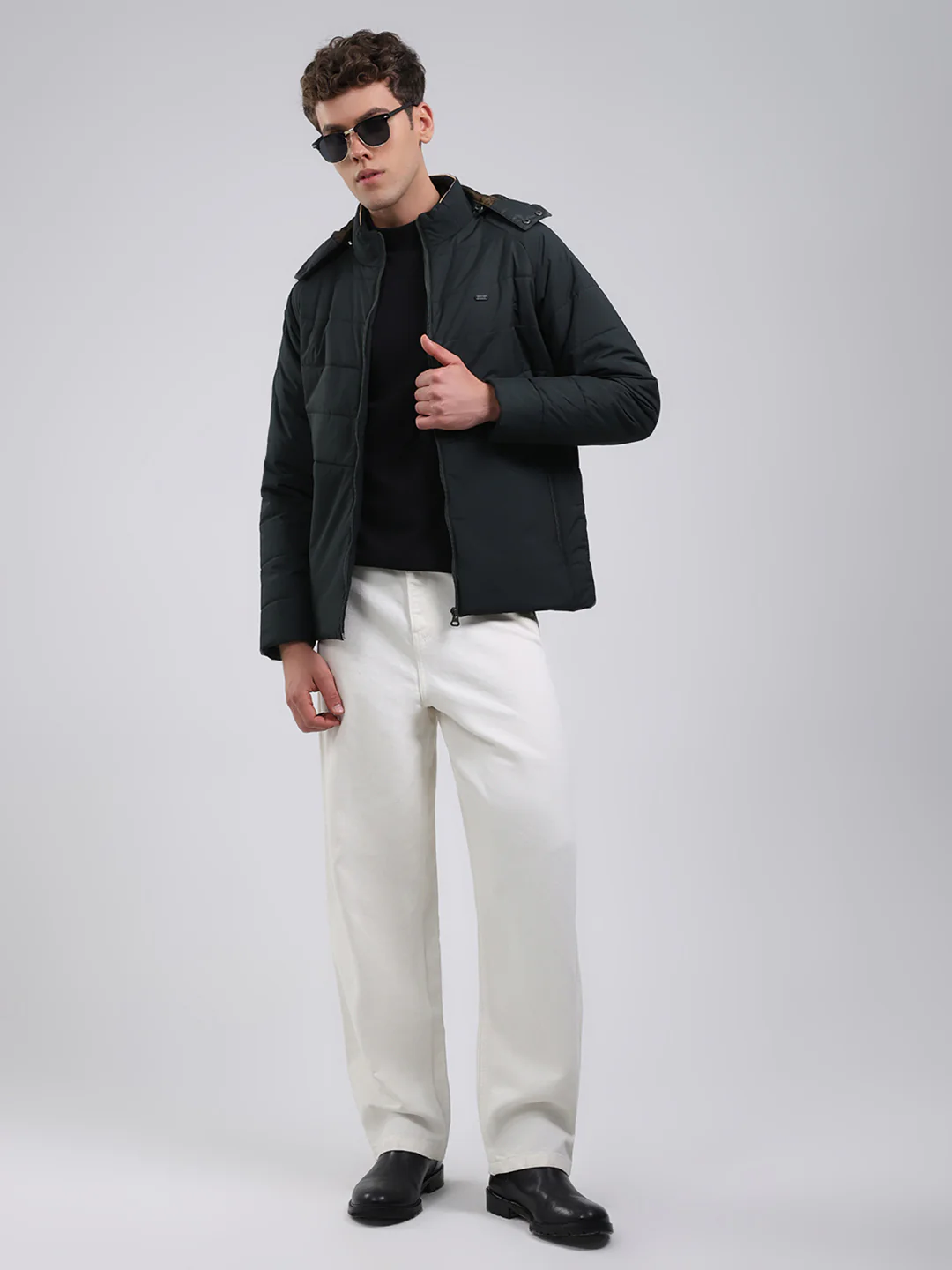 Men Olive Solid Hooded Full Sleeve Jacket - Image 2