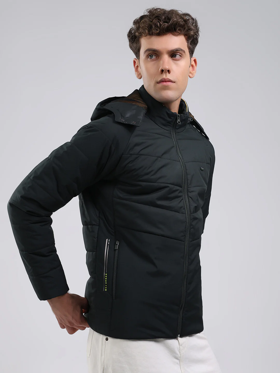 Men Olive Solid Hooded Full Sleeve Jacket - Image 4