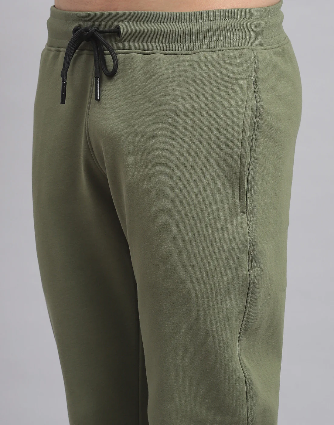 Rock.it Men Olive Solid Hooded Full Sleeve Tracksuit - Image 8