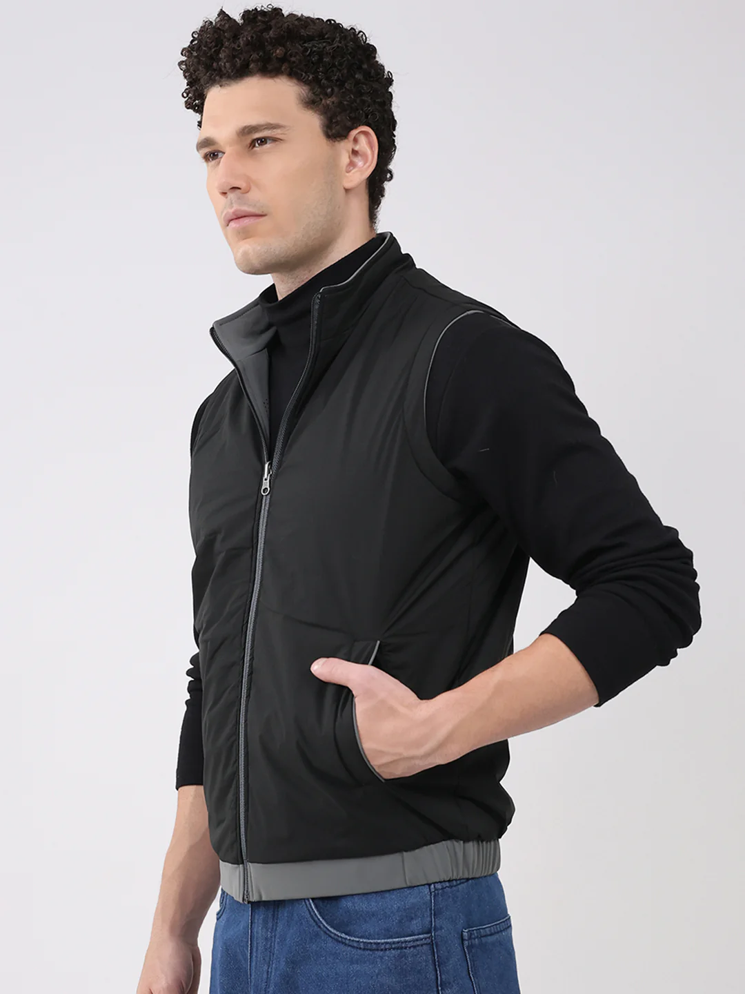 Men Olive Solid Hooded Sleeveless Reversible Jacket - Image 9