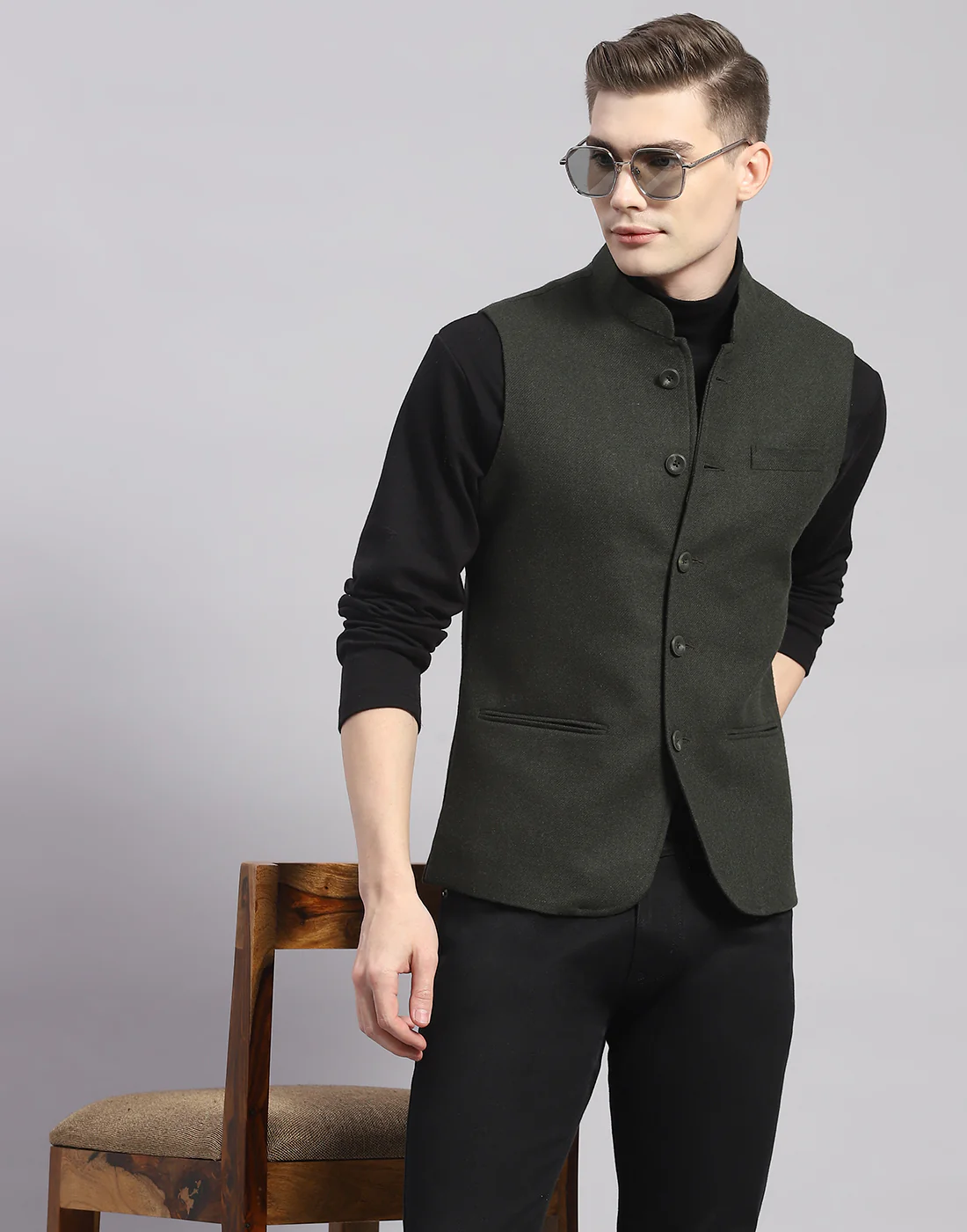 Men Olive Solid Mandarin Collar Sleeveless Nehru Jacket - Image 6