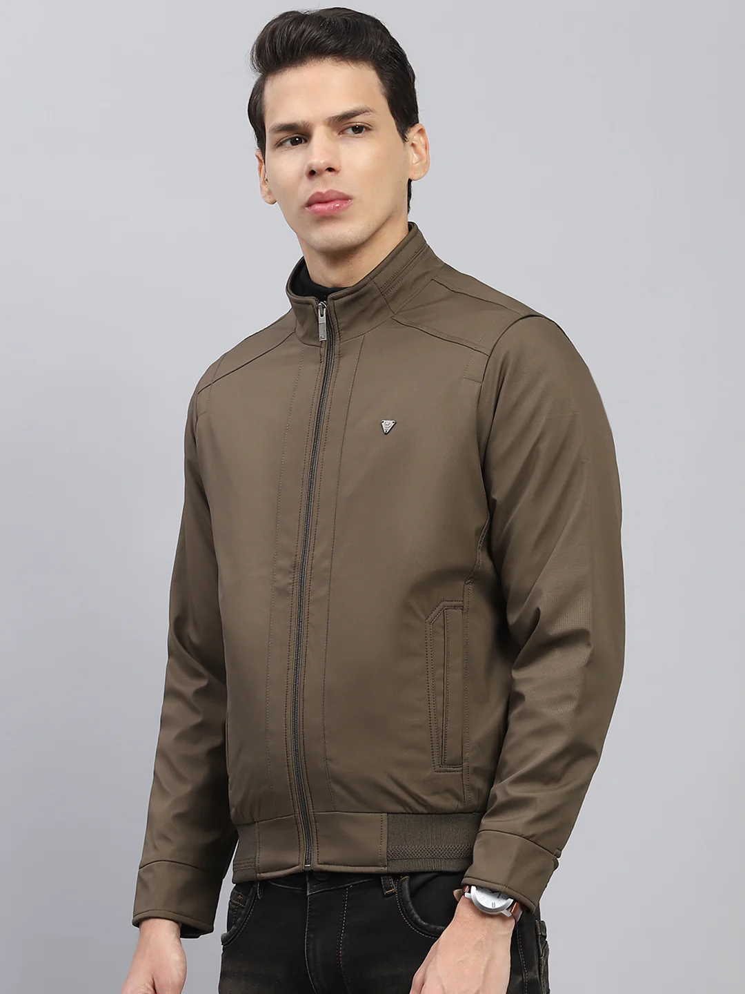 Men Olive Solid Mock Neck Full Sleeve Jacket - Image 3