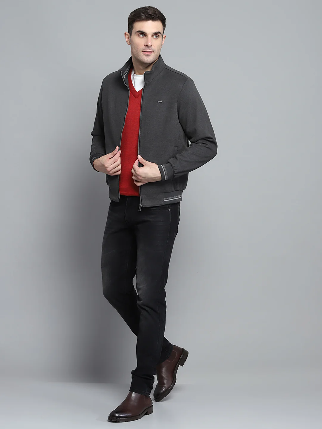 Men Olive Solid Mock Neck Full Sleeve Jacket - Image 2