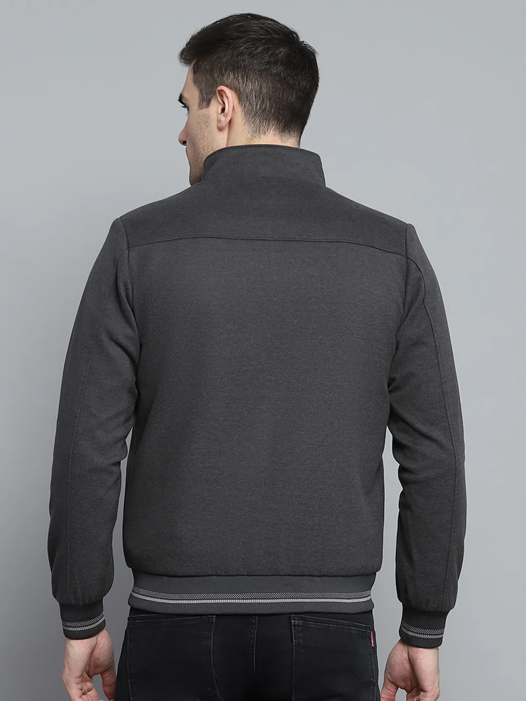 Men Olive Solid Mock Neck Full Sleeve Jacket - Image 5