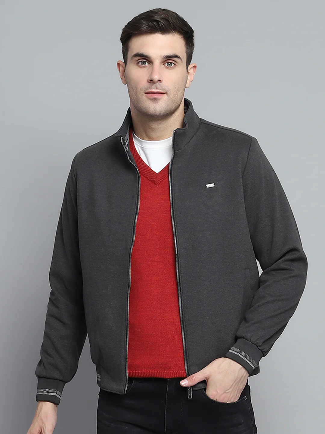 Men Olive Solid Mock Neck Full Sleeve Jacket - Image 6