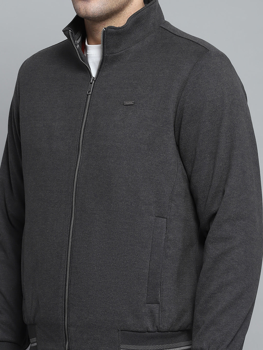 Men Olive Solid Mock Neck Full Sleeve Jacket - Image 7