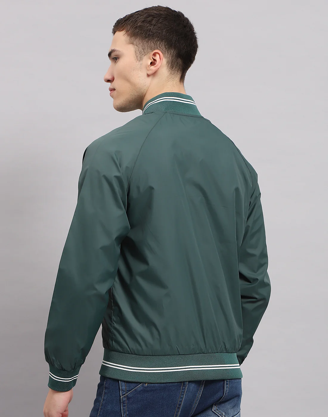 Men Olive Solid Mock Neck Full Sleeve Jacket - Image 5