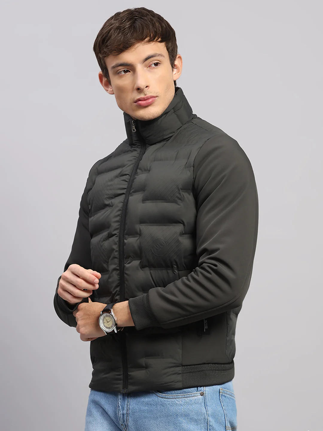 Men Olive Solid Mock Neck Full Sleeve Jacket - Image 3