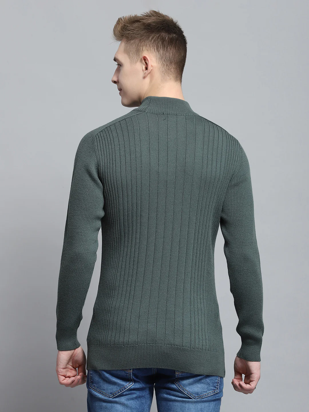 Men Olive Solid Mock Neck Full Sleeve Pullover - Image 5