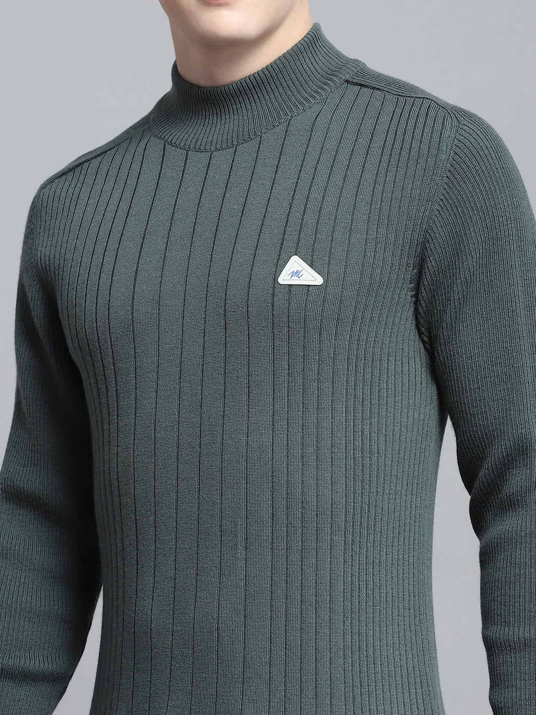 Men Olive Solid Mock Neck Full Sleeve Pullover - Image 7