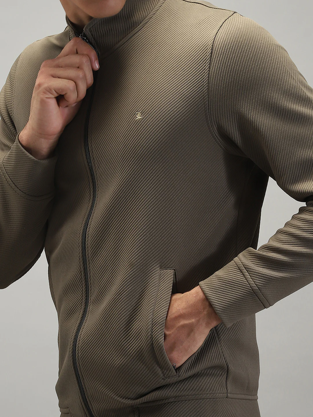 Men Olive Solid Mock Neck Full Sleeve Winter Tracksuit - Image 6