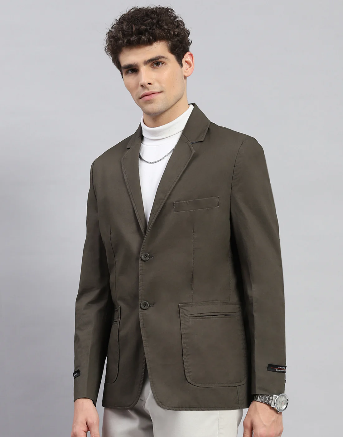 Men Olive Solid Notch Lapel Collar Full Sleeve Blazer - Image 3