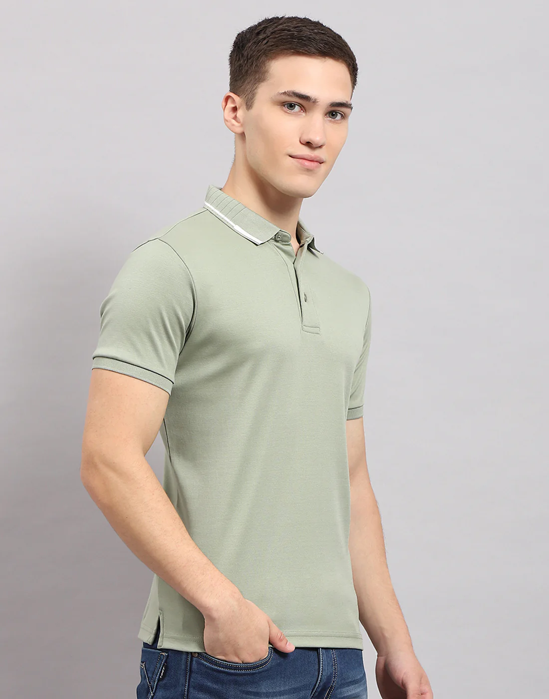 Men Olive Solid Polo Collar Half Sleeve T-Shirt - Image 4