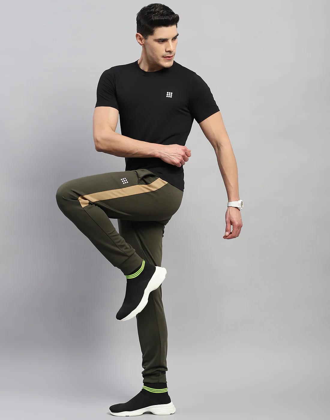 Rock.it Men Olive Solid Regular Fit Jogger - Image 2