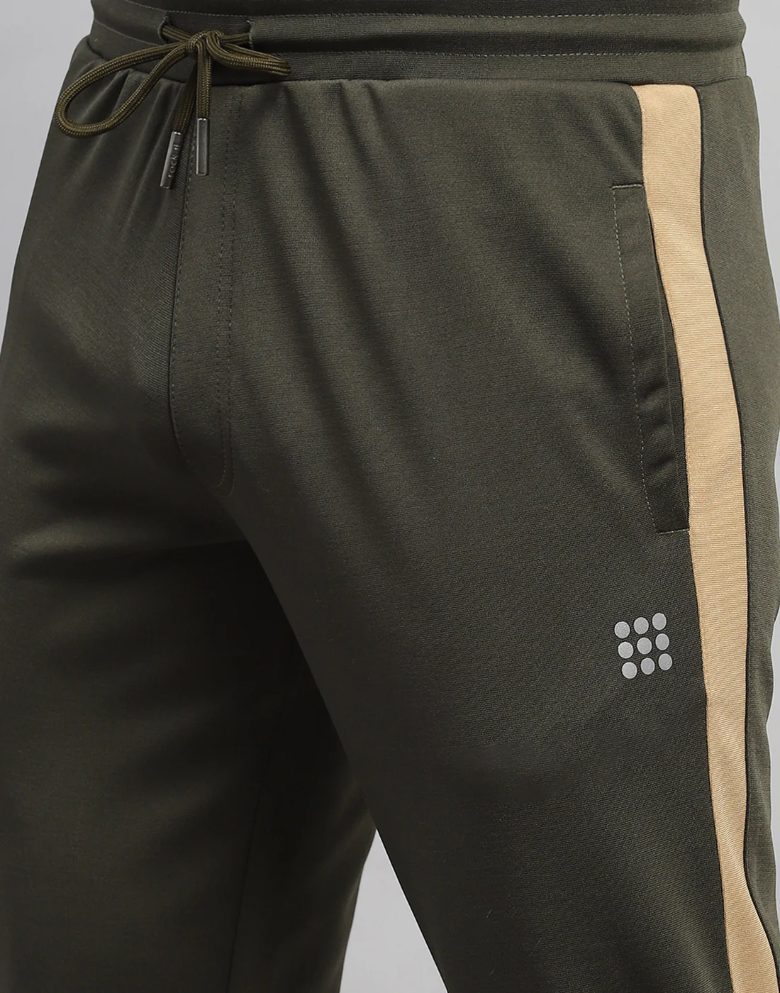 Rock.it Men Olive Solid Regular Fit Jogger - Image 6