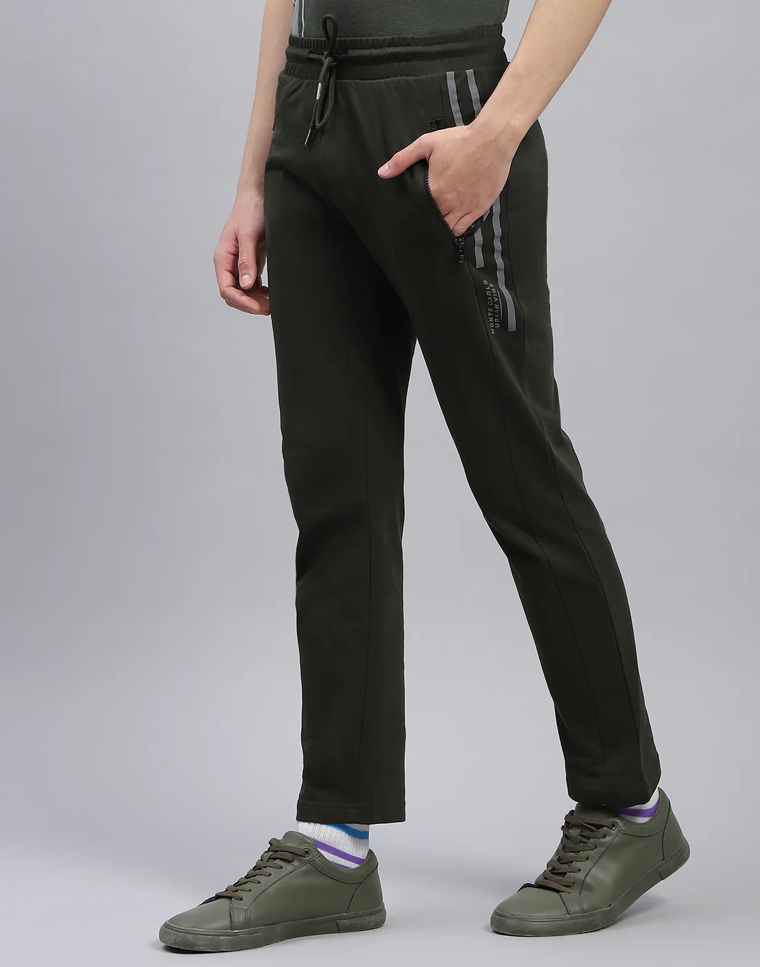 Men Olive Solid Regular Fit Lower - Image 4