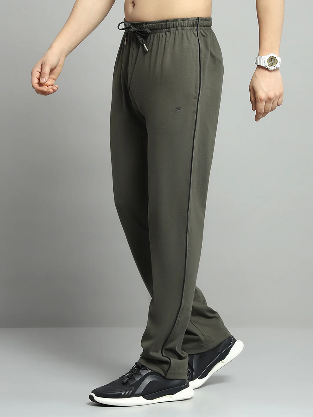 Men Olive Solid Regular Fit Lower - Image 3