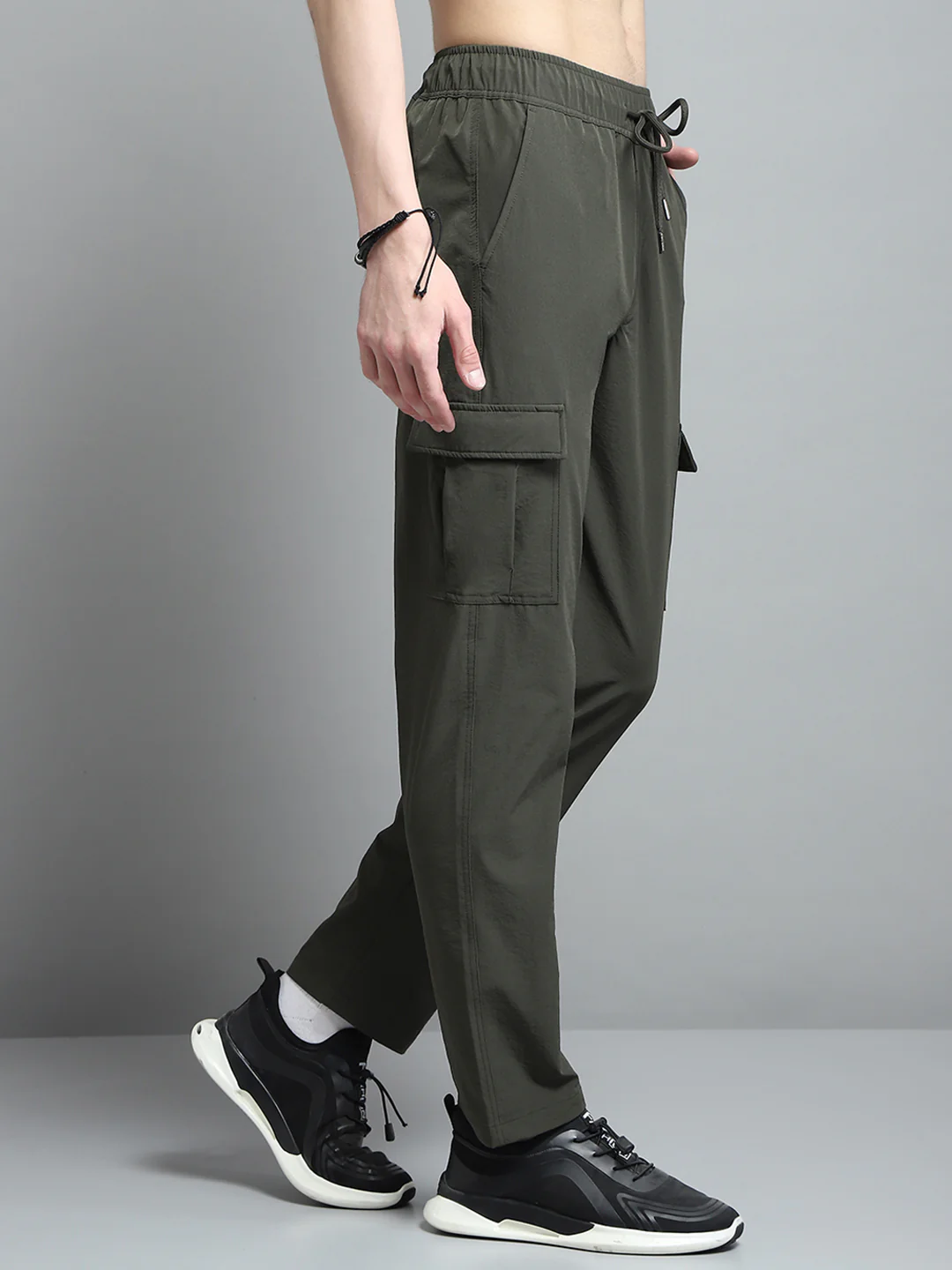 Men Olive Solid Regular Fit Lower - Image 4
