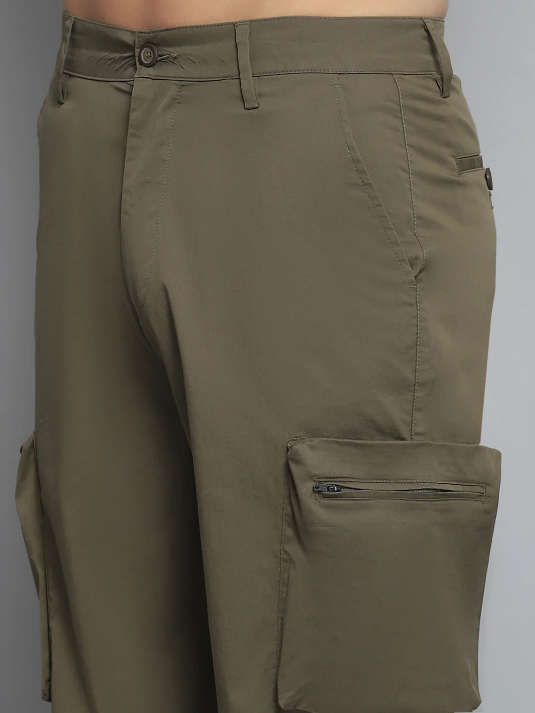 Men Olive Solid Regular Fit Short - Image 6