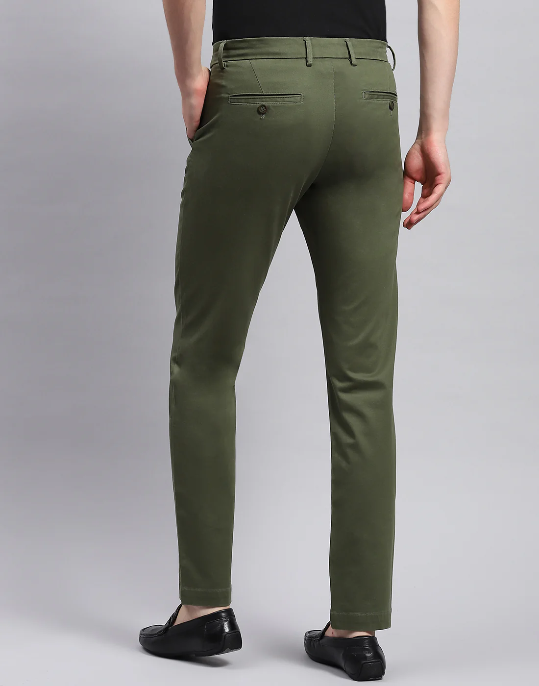 Men Olive Solid Regular Fit Trouser - Image 5