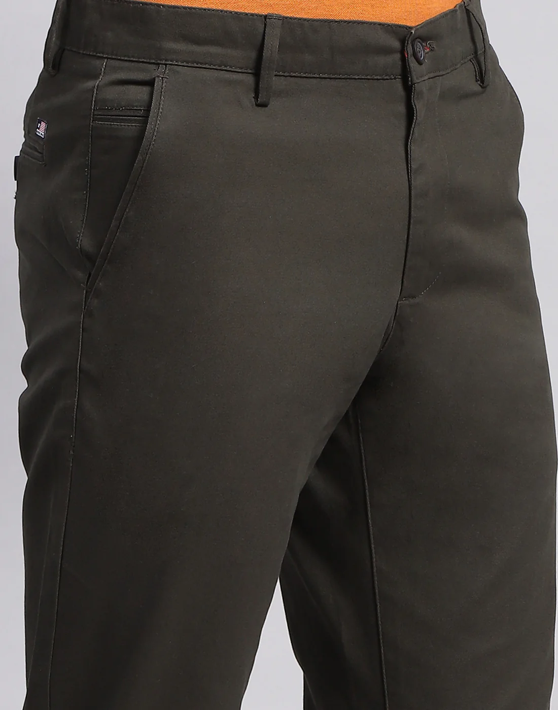 Men Olive Solid Regular Fit Trouser - Image 6