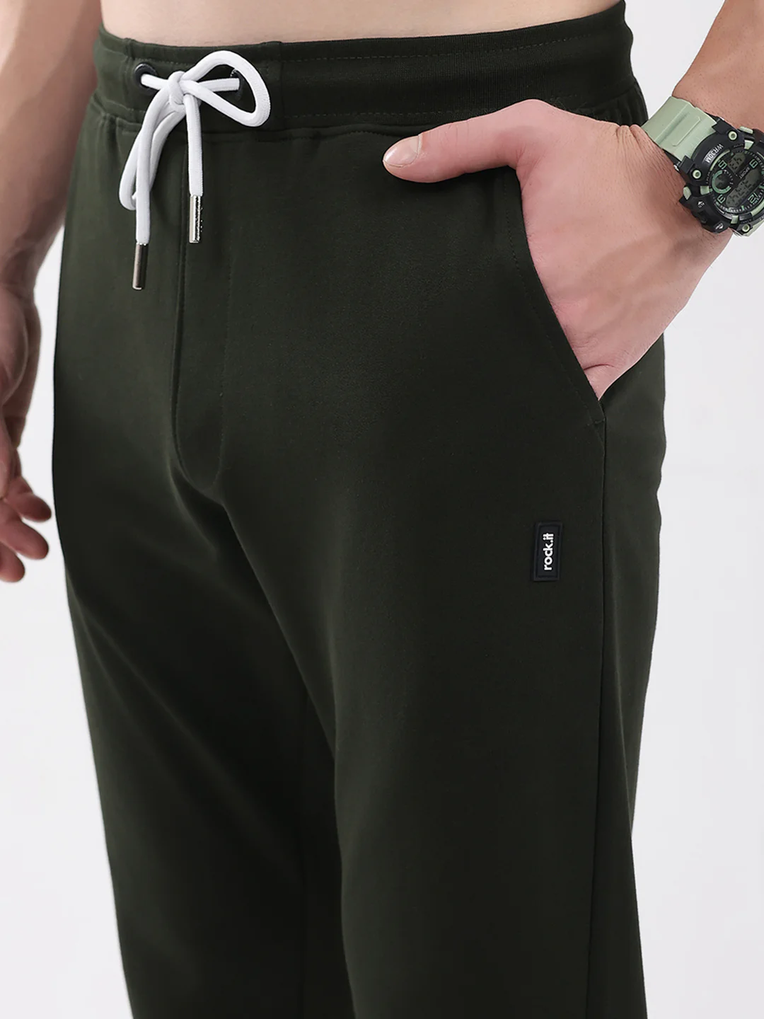 Rock.it Men Olive Solid Regular Fit Winter Lower - Image 6
