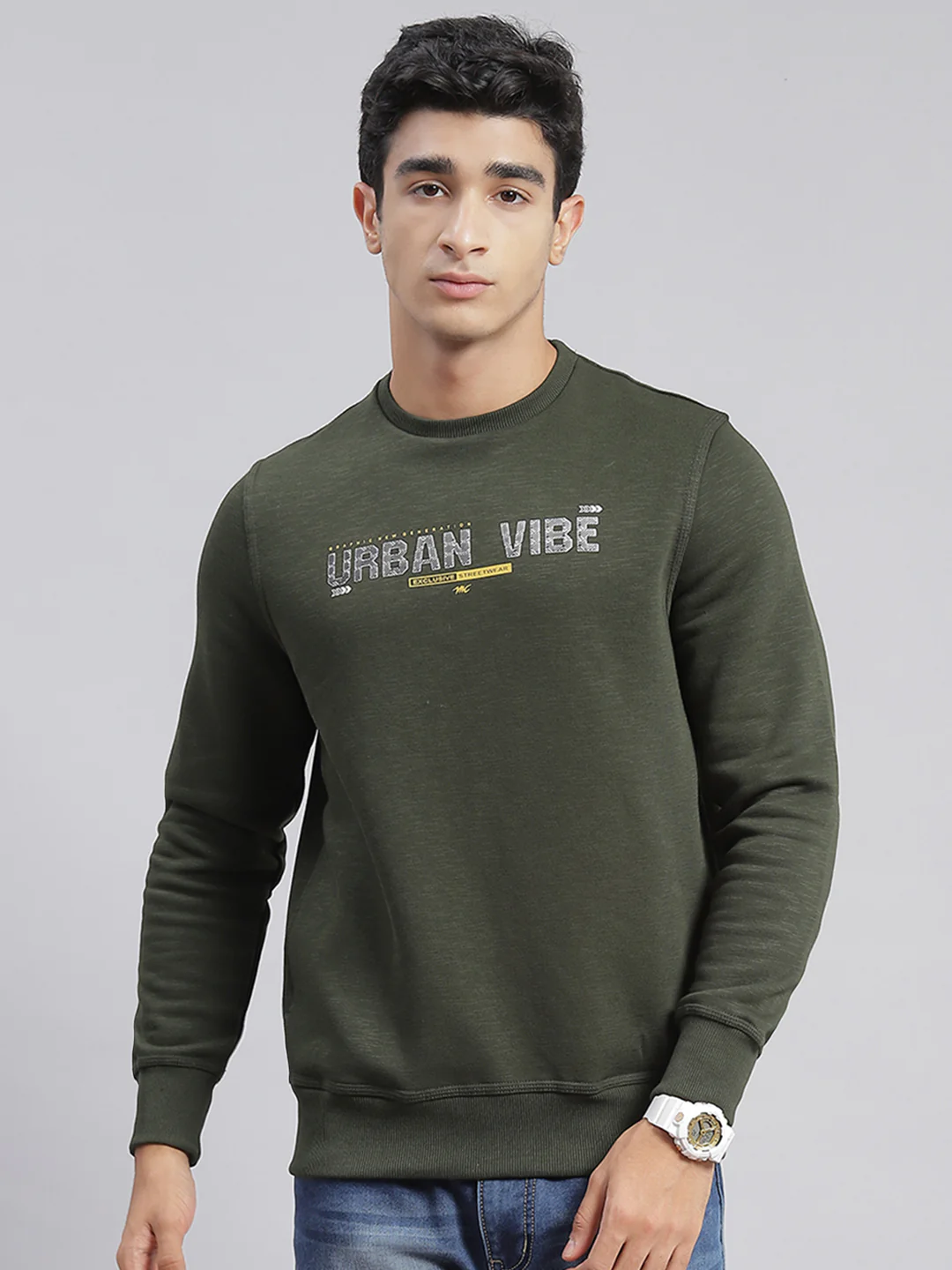 Men Olive Solid Round Neck Full Sleeve Sweatshirts - Image 2