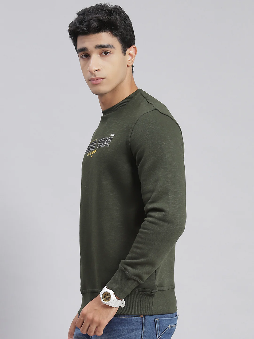 Men Olive Solid Round Neck Full Sleeve Sweatshirts - Image 3