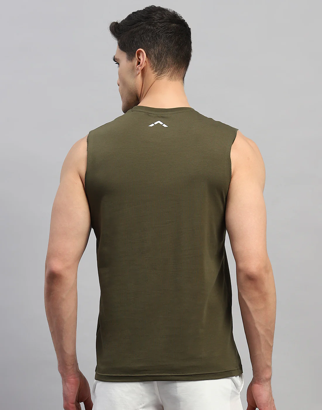 Rock.it Men Olive Solid Round Neck Sleeveless T-Shirt - Image 5