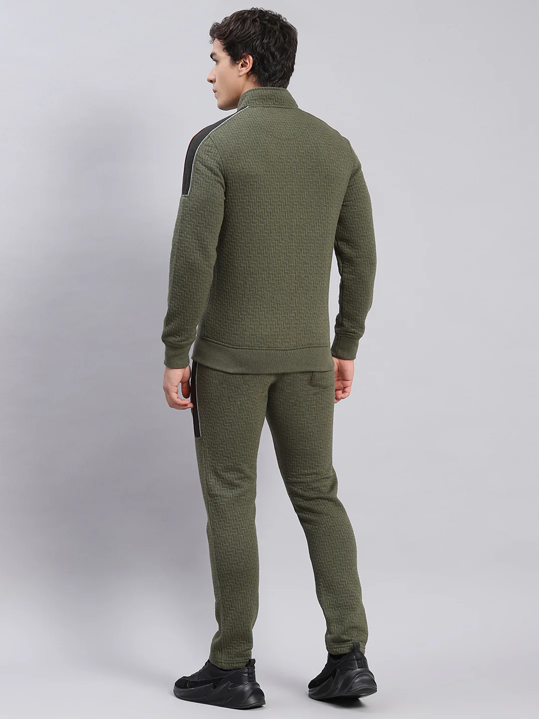 Men Olive Solid Stand Collar Full Sleeve Tracksuits - Image 5