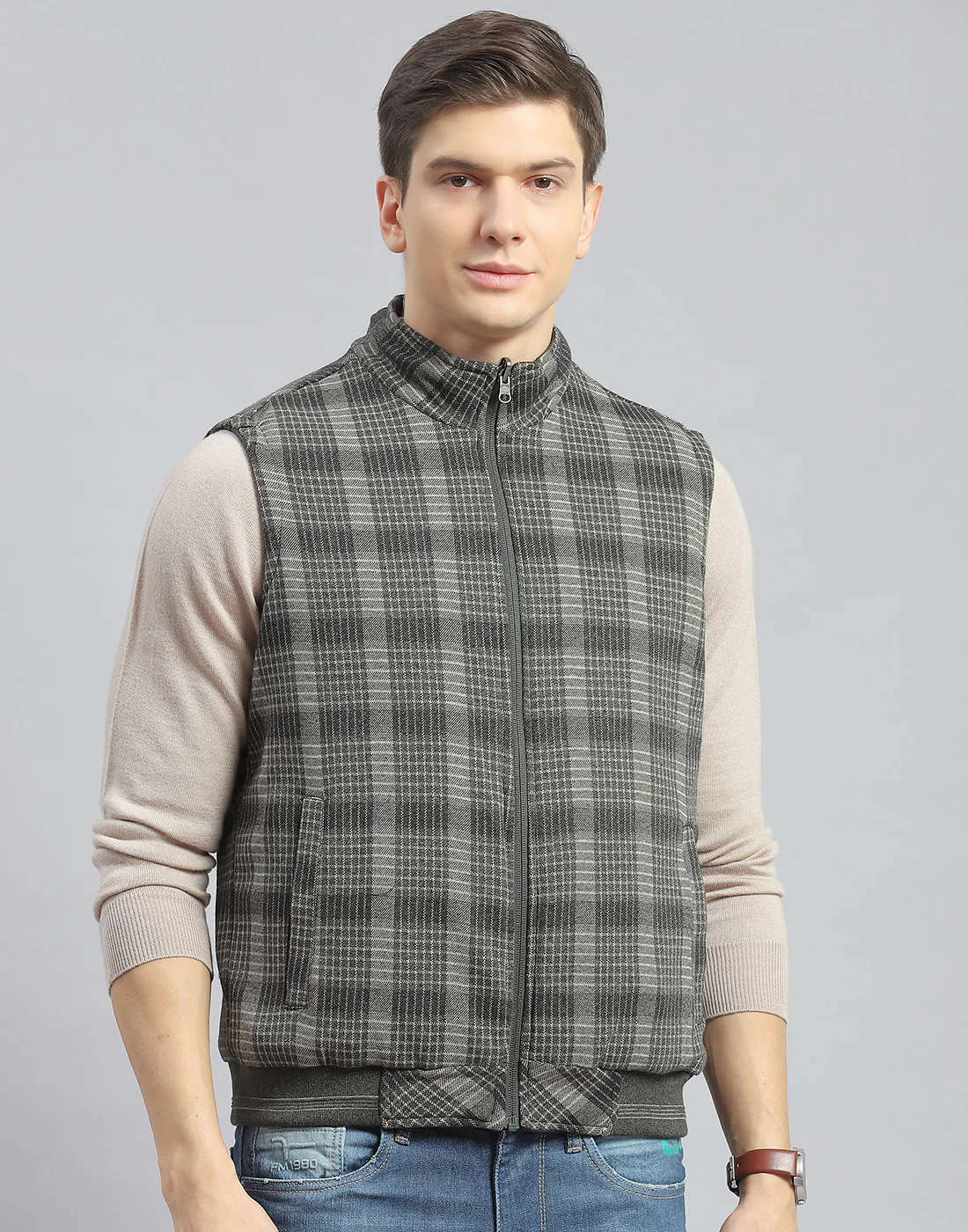Men Olive Solid Stand Collar Sleeveless Jacket - Image 6