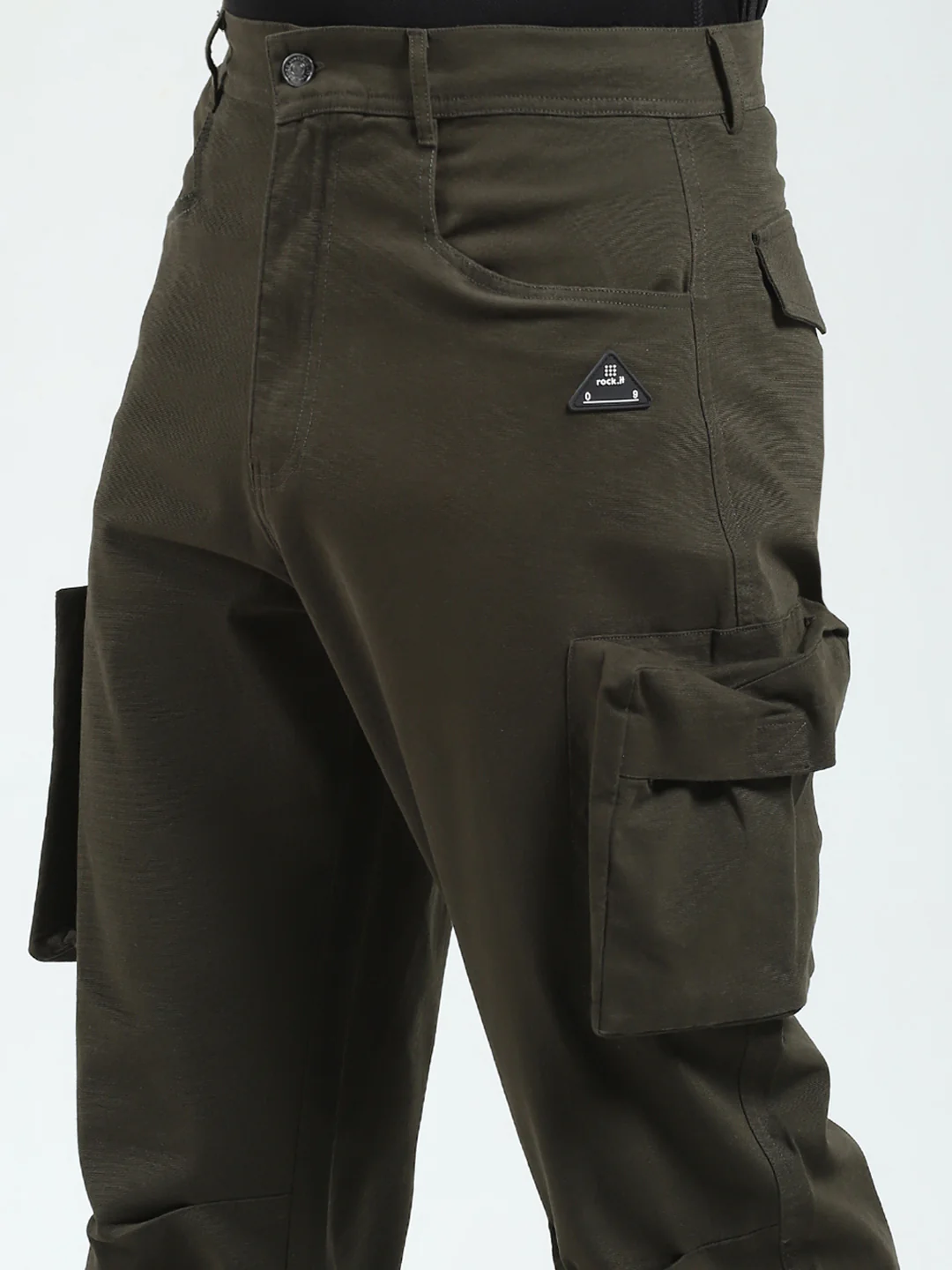 Rock.it Men Olive Solid Straight Fit Cargo - Image 6