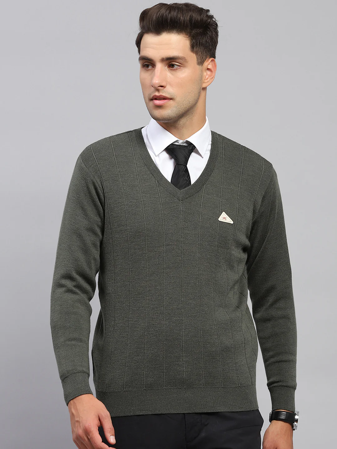 Men Olive Solid V Neck Full Sleeve Pullover - Image 2